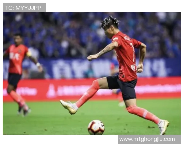 韦世豪精彩助攻助力球队逆转胜利展现出色团队配合与个人能力