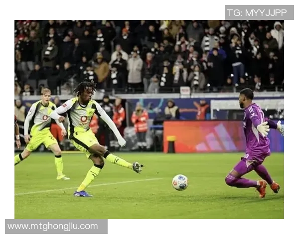 多特主场遭科隆逆袭,遭遇德甲三连败压力山大 多特主场遭科隆逆袭,遭遇德甲三连败压力山大